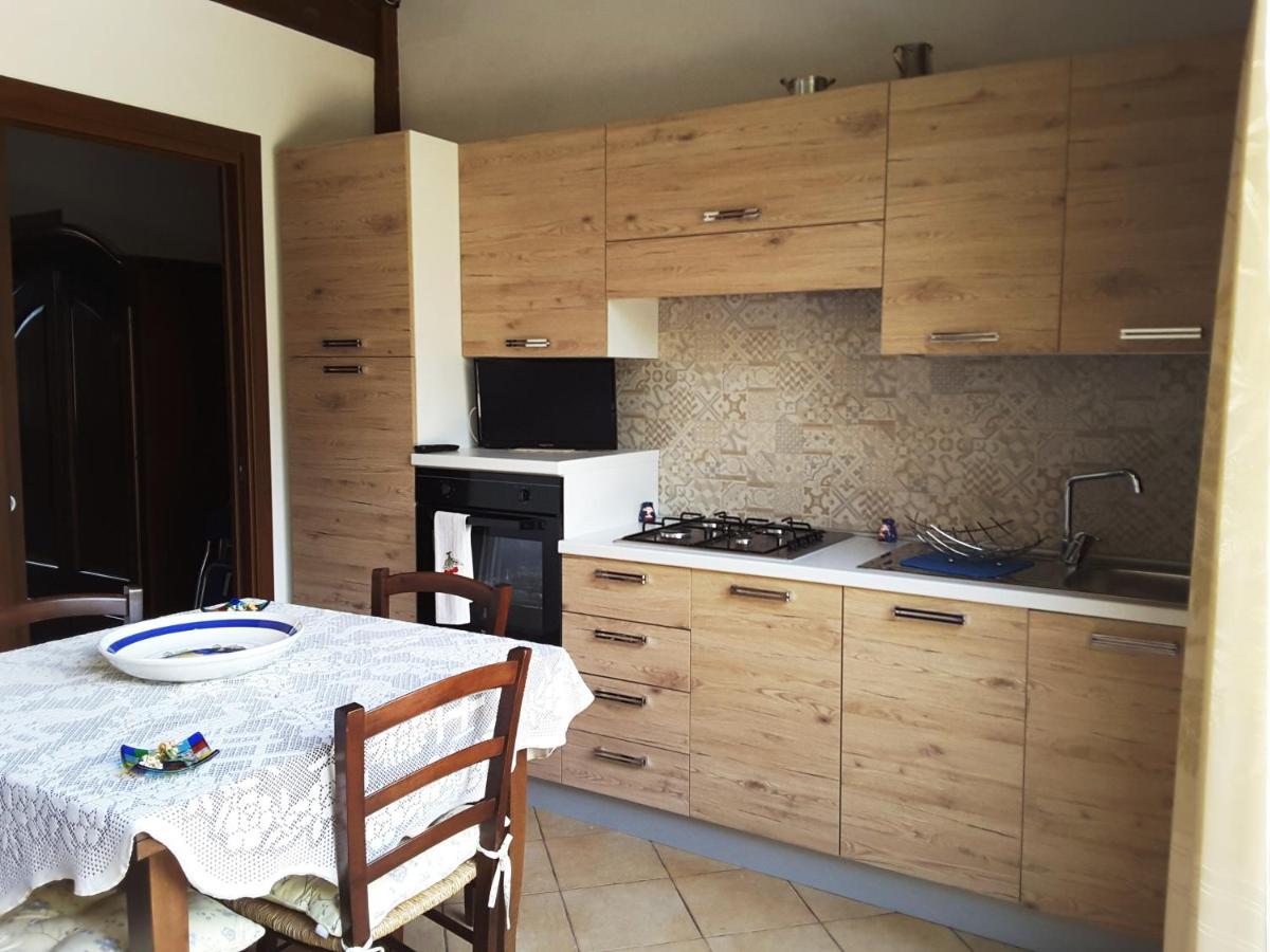 Il Rustico Di Pino Villa Кустоначи Екстериор снимка