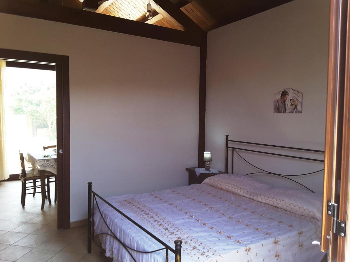 Il Rustico Di Pino Villa Кустоначи Екстериор снимка